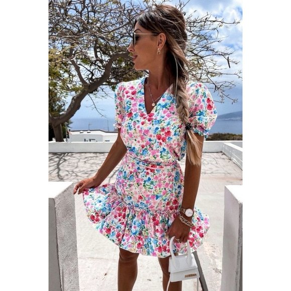Dresses & Skirts - White Floral Print Short Sleeve V-Neck Tiered Mini Dress